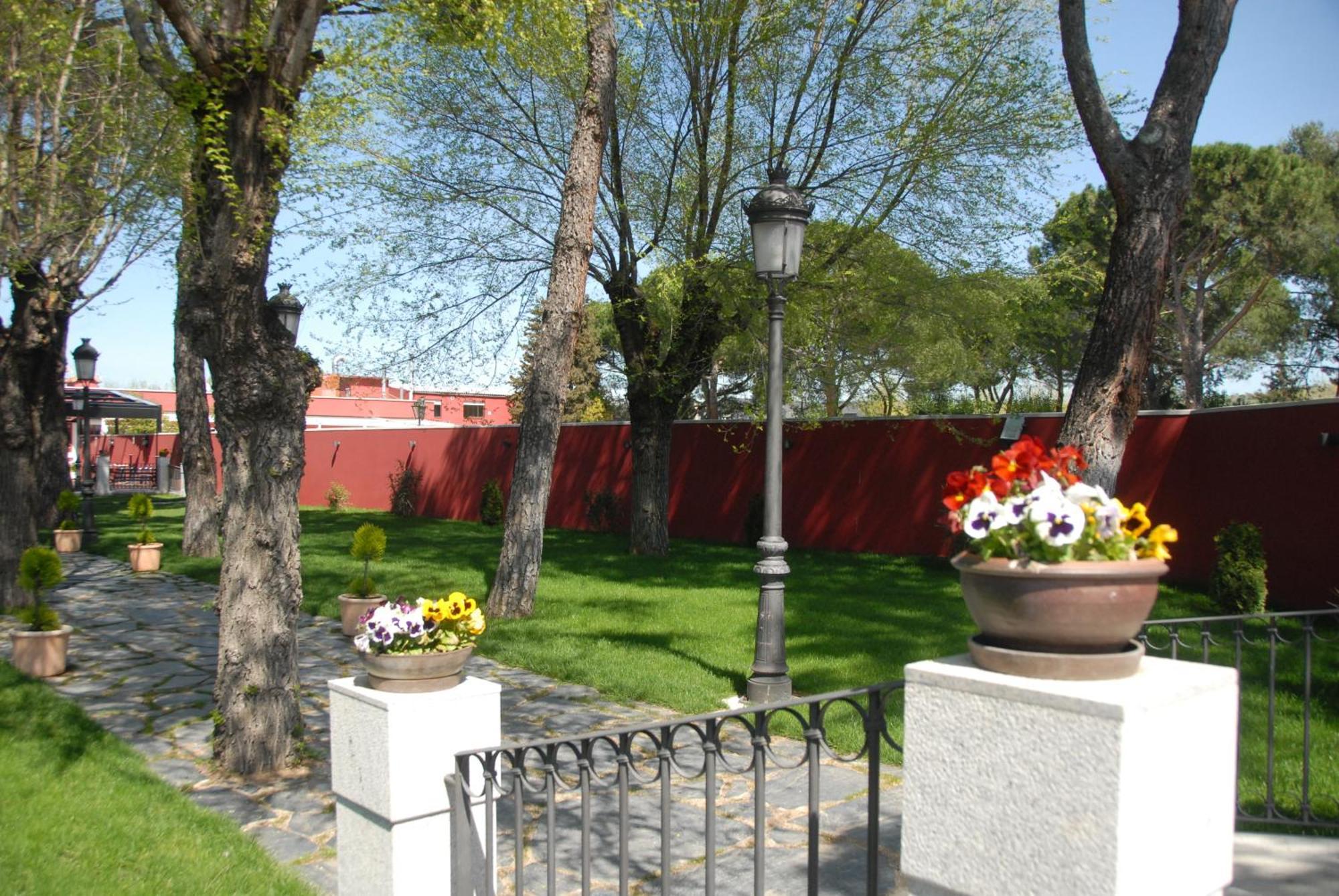 Hotel Casa José Díaz San Agustín de Guadalix Exterior foto